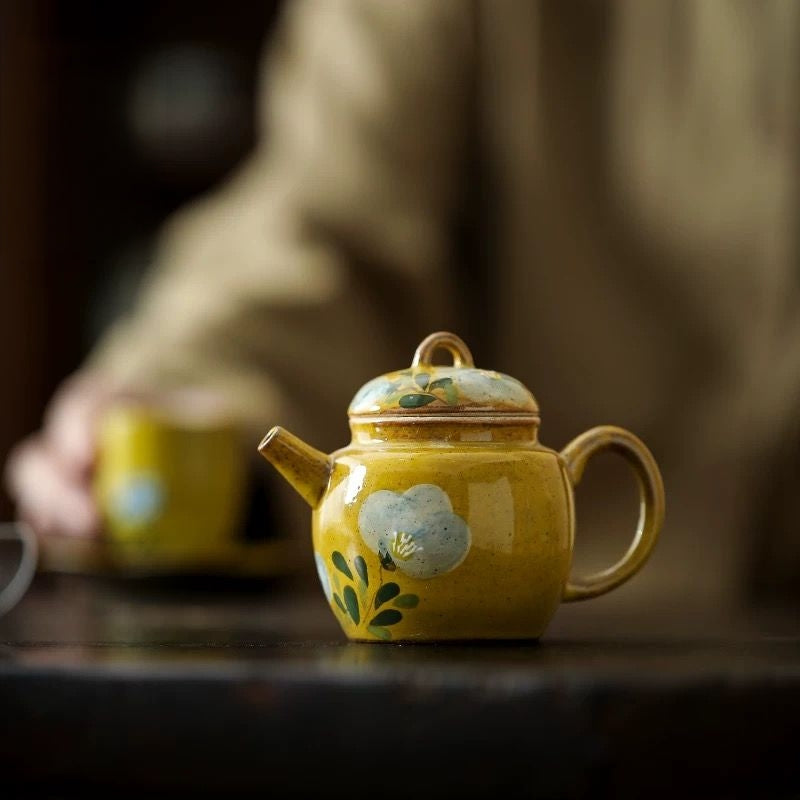 Camellia Teapot : - Seekcase