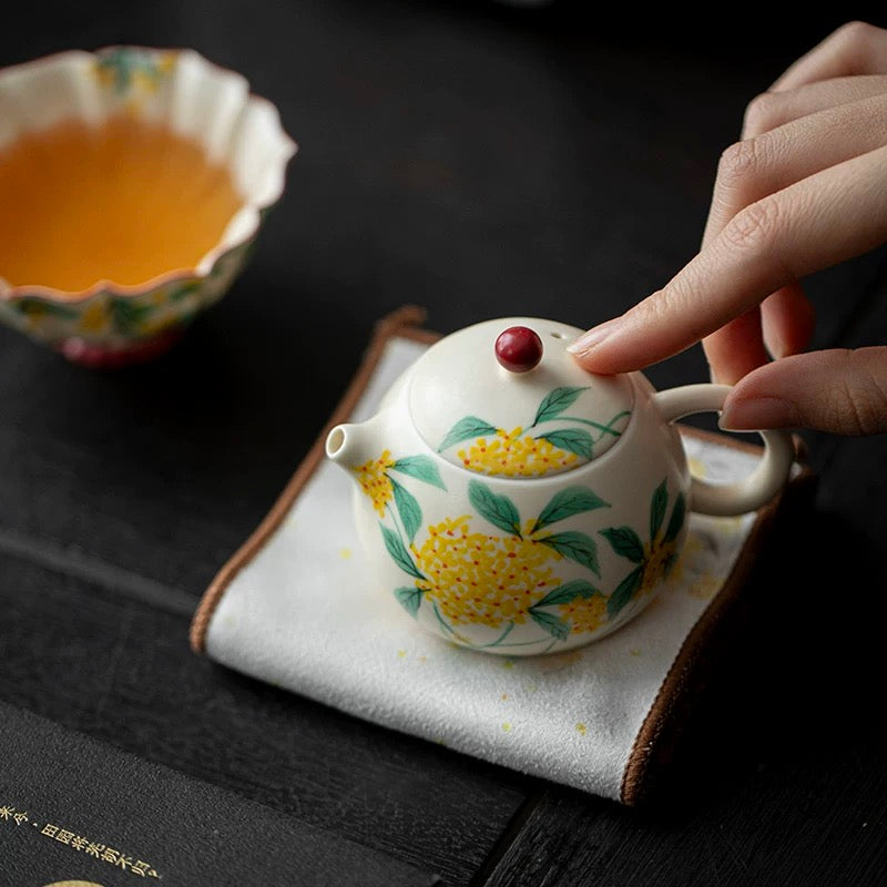 Osmanthus Teapot : - Seekcase