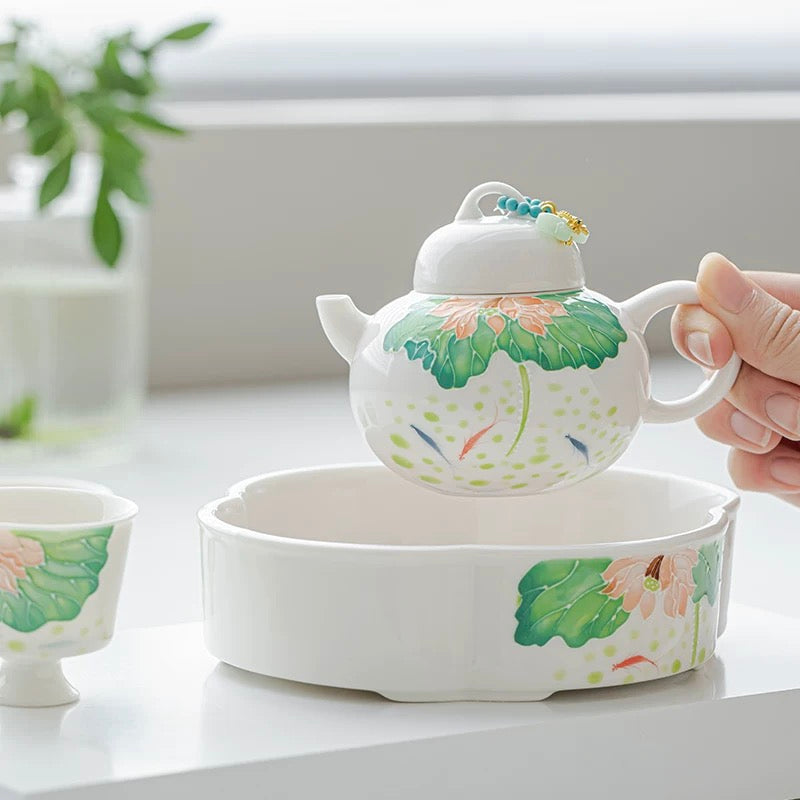 Fish & Lotus Teapot : - Seekcase