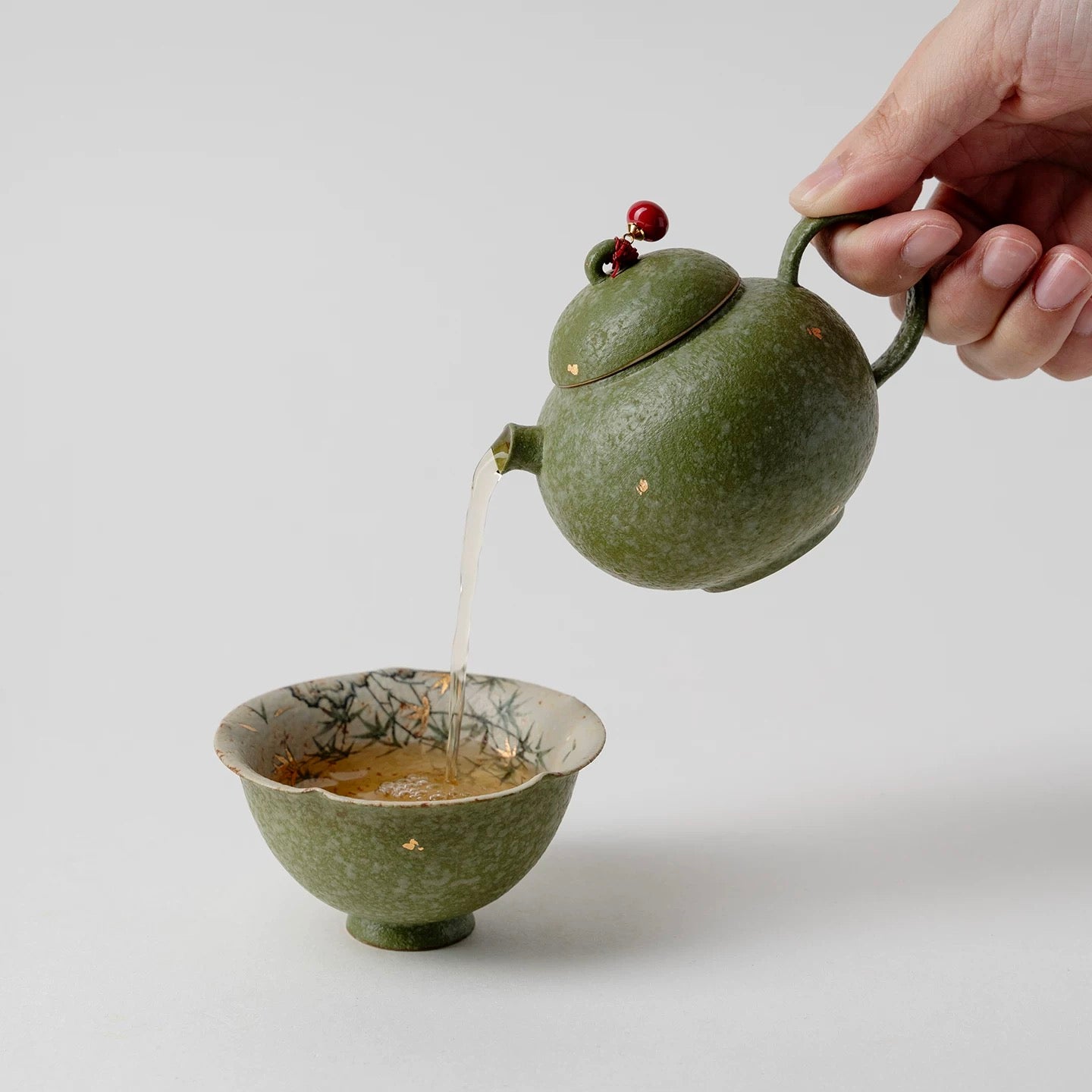 Green Teapot : - Seekcase