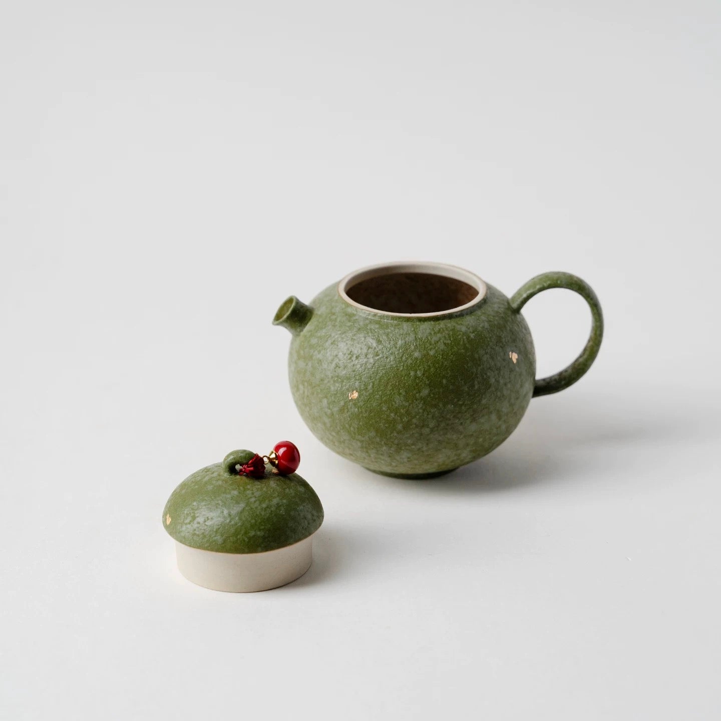 Green Teapot : - Seekcase