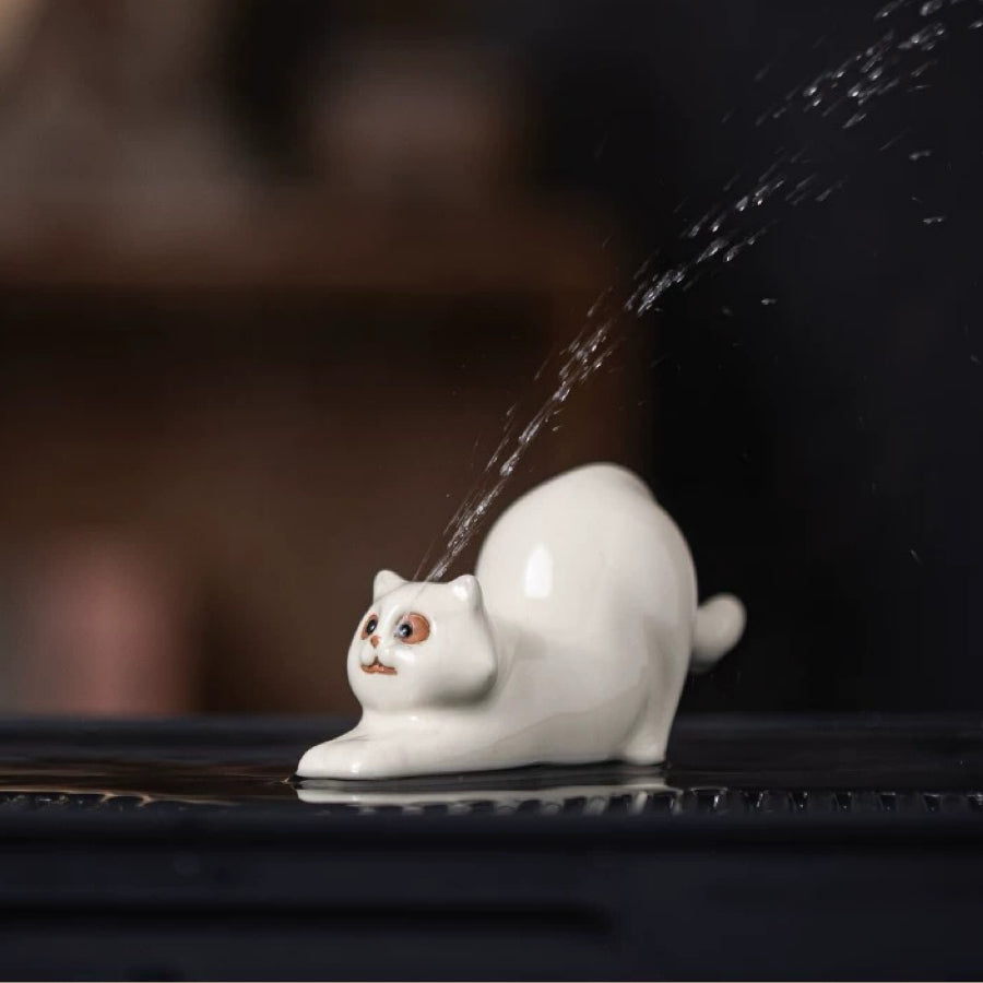 Squirting Tea Pets : Beige Cat Tea Pet - Seekcase