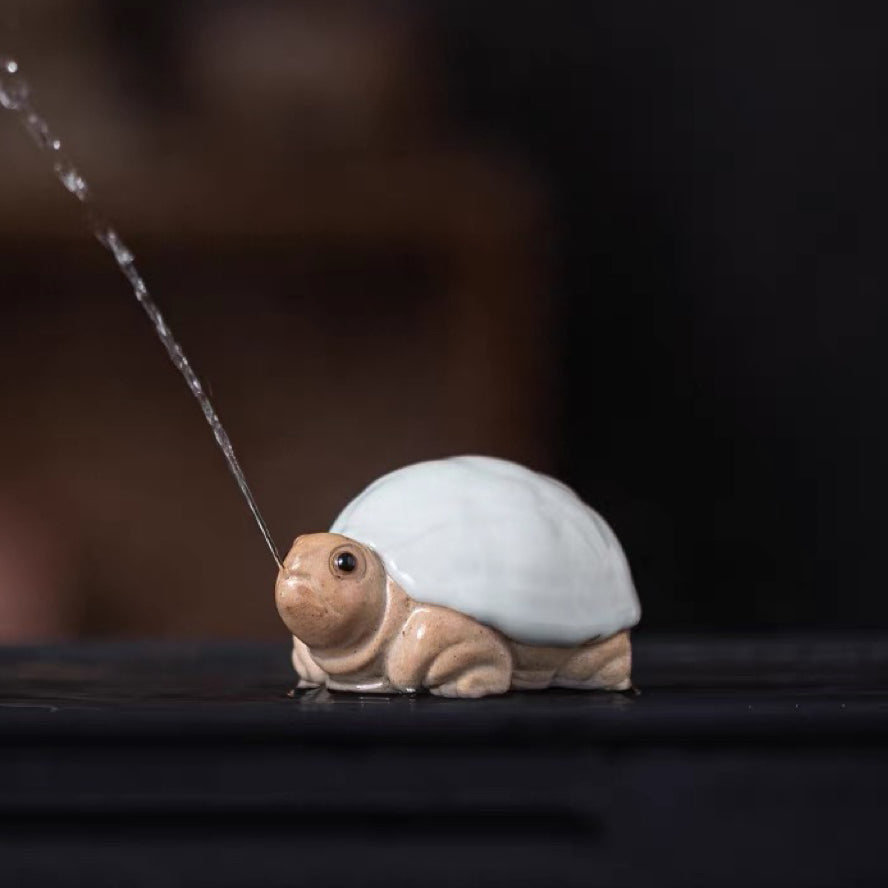 Squirting Tea Pets : Beige Turtle Tea Pet - Seekcase