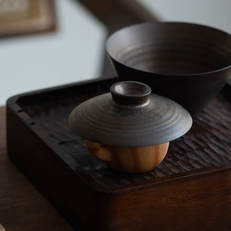 Teapot Lid Stand & Tea Pet : - Seekcase