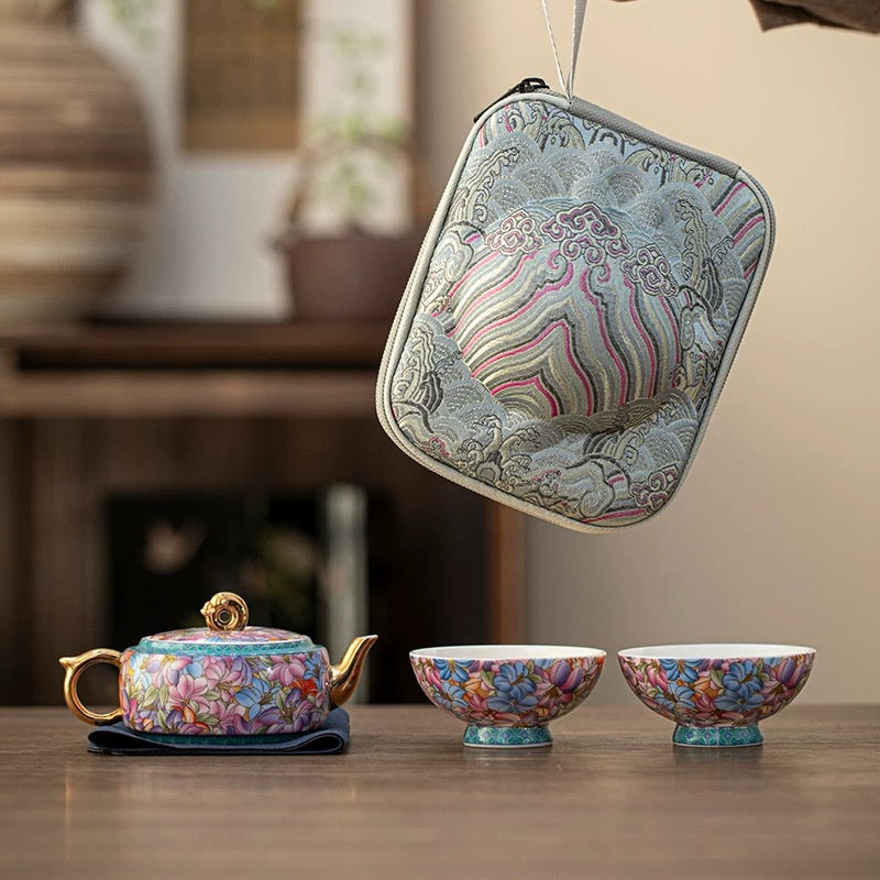 Lily Maximalist Travel Tea Set