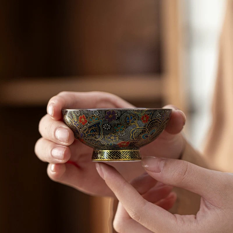 Obsidian Maximalist Travel Tea Set